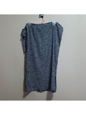 Shein Curve Elegant Black and White Patterned Skirt Size 1xl (Made Small)
